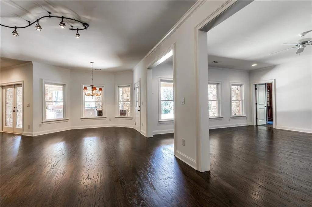 1503 Sunnybrook Farm Road, Sandy Springs, Georgia 30350, 6 Bedrooms Bedrooms, ,6 BathroomsBathrooms,Residential,Sold,1503 Sunnybrook Farm Road,5832993