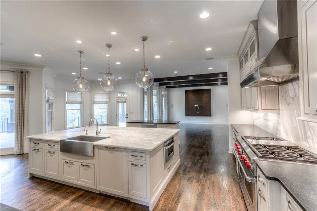 1503 Sunnybrook Farm Road, Sandy Springs, Georgia 30350, 6 Bedrooms Bedrooms, ,6 BathroomsBathrooms,Residential,Sold,1503 Sunnybrook Farm Road,5832993