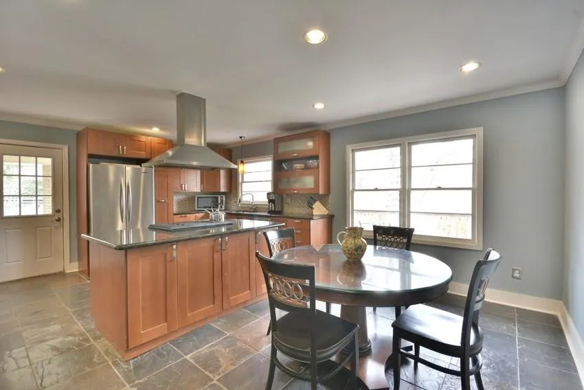 348 Hilderbrand Drive, Atlanta, Georgia 30328, 3 Bedrooms Bedrooms, ,3 BathroomsBathrooms,Residential,Sold,348 Hilderbrand Drive,5822017