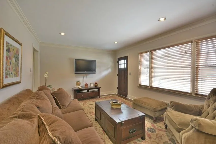 348 Hilderbrand Drive, Atlanta, Georgia 30328, 3 Bedrooms Bedrooms, ,3 BathroomsBathrooms,Residential,Sold,348 Hilderbrand Drive,5822017