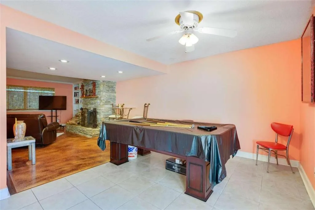 7124 Stonington, Sandy Springs, Georgia 30328, 3 Bedrooms Bedrooms, ,2 BathroomsBathrooms,Residential,Sold,7124 Stonington,6834705