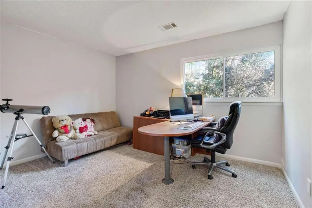 7124 Stonington, Sandy Springs, Georgia 30328, 3 Bedrooms Bedrooms, ,2 BathroomsBathrooms,Residential,Sold,7124 Stonington,6834705