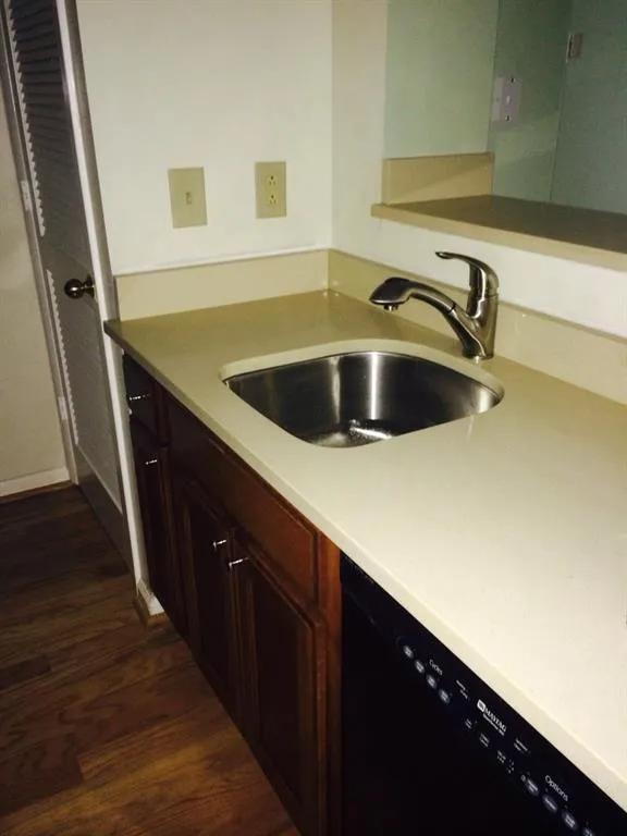 795 Hammond Drive Unit 402, Atlanta, Georgia 30328, 1 Bedroom Bedrooms, ,1 BathroomBathrooms,Residential,Sold,795 Hammond Drive Unit 402,5574666