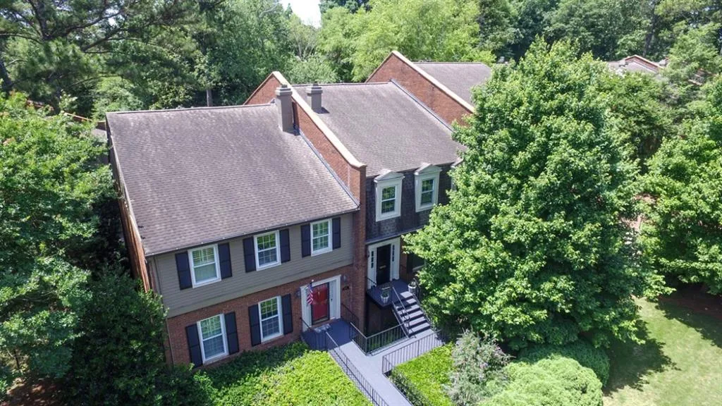 5267 Glenridge Drive Ne Unit 5267, Atlanta, Georgia 30342, 3 Bedrooms Bedrooms, ,3 BathroomsBathrooms,Residential,Sold,5267 Glenridge Drive Ne Unit 5267,7061332