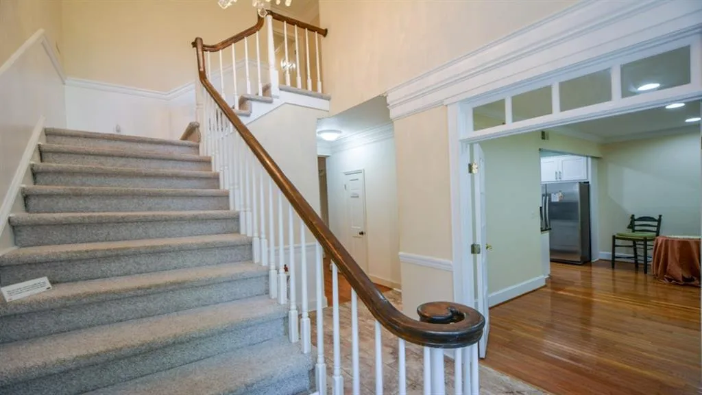 5267 Glenridge Drive Ne Unit 5267, Atlanta, Georgia 30342, 3 Bedrooms Bedrooms, ,3 BathroomsBathrooms,Residential,Sold,5267 Glenridge Drive Ne Unit 5267,7061332