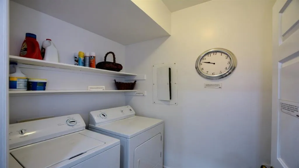 5267 Glenridge Drive Ne Unit 5267, Atlanta, Georgia 30342, 3 Bedrooms Bedrooms, ,3 BathroomsBathrooms,Residential,Sold,5267 Glenridge Drive Ne Unit 5267,7061332