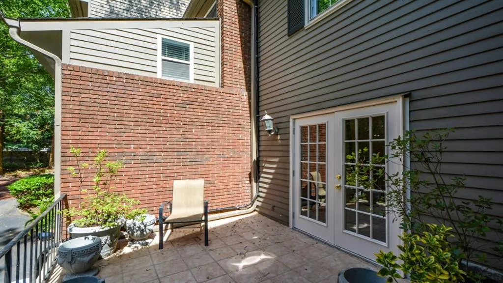 5267 Glenridge Drive Ne Unit 5267, Atlanta, Georgia 30342, 3 Bedrooms Bedrooms, ,3 BathroomsBathrooms,Residential,Sold,5267 Glenridge Drive Ne Unit 5267,7061332