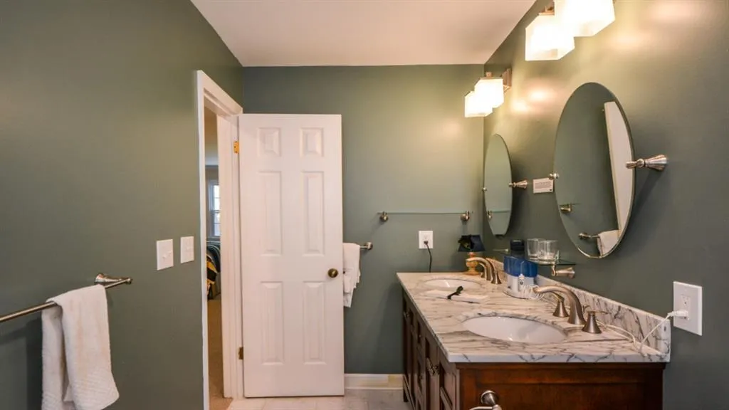 5267 Glenridge Drive Ne Unit 5267, Atlanta, Georgia 30342, 3 Bedrooms Bedrooms, ,3 BathroomsBathrooms,Residential,Sold,5267 Glenridge Drive Ne Unit 5267,7061332