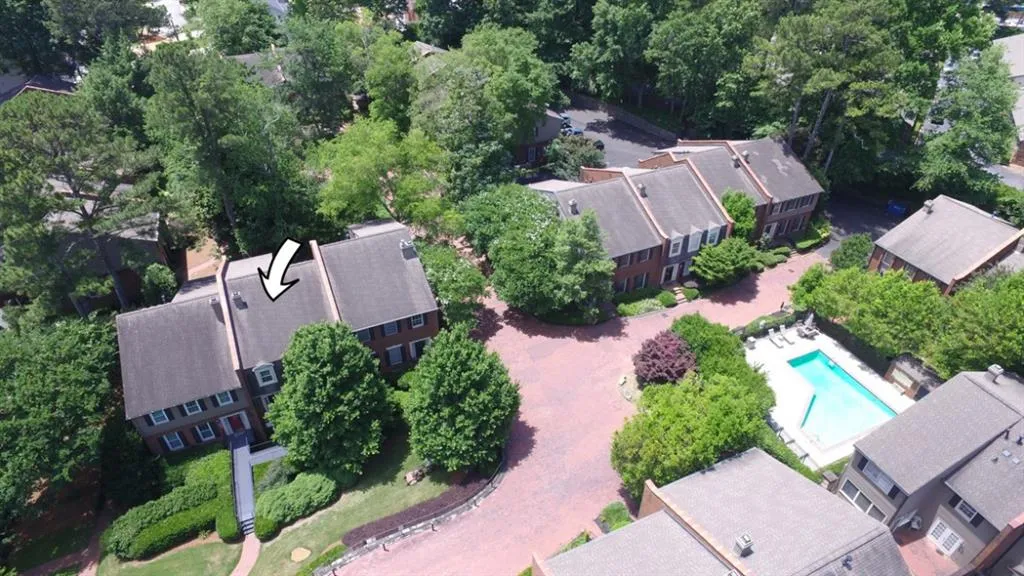 5267 Glenridge Drive Ne Unit 5267, Atlanta, Georgia 30342, 3 Bedrooms Bedrooms, ,3 BathroomsBathrooms,Residential,Sold,5267 Glenridge Drive Ne Unit 5267,7061332
