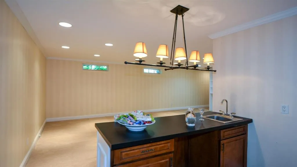 5267 Glenridge Drive Ne Unit 5267, Atlanta, Georgia 30342, 3 Bedrooms Bedrooms, ,3 BathroomsBathrooms,Residential,Sold,5267 Glenridge Drive Ne Unit 5267,7061332