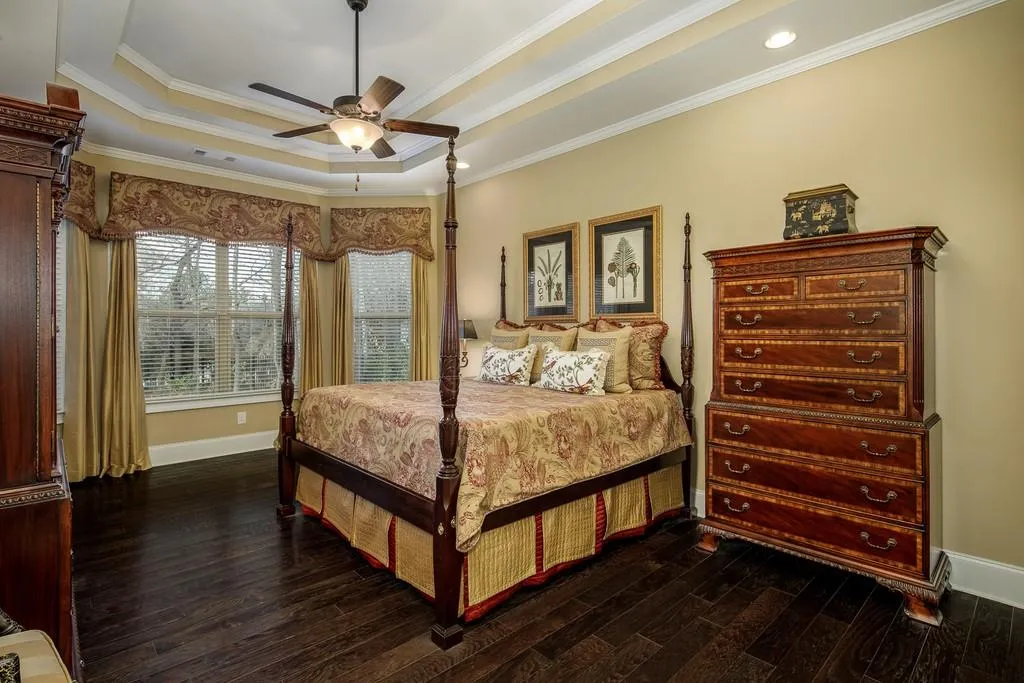 3932 Dahlwiny Court, Sandy Springs, Georgia 30350, 4 Bedrooms Bedrooms, ,3 BathroomsBathrooms,Residential,Sold,3932 Dahlwiny Court,6734676
