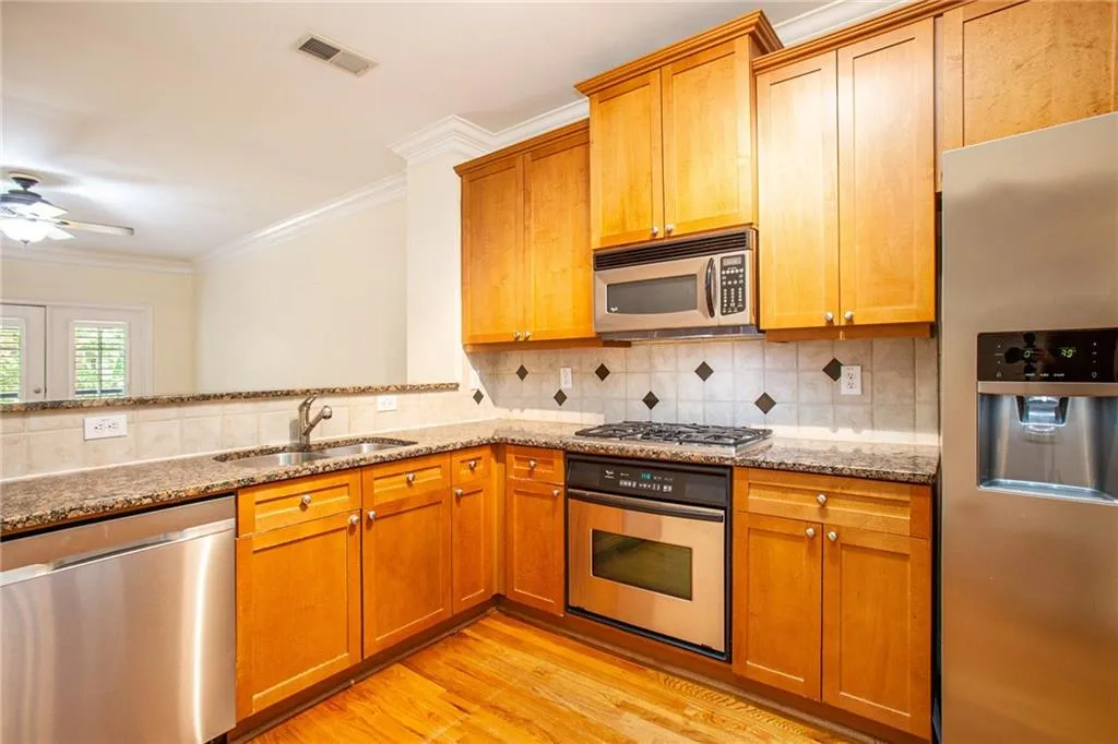 5550 Glenridge Park Unit 1202, Sandy Springs, Georgia 30342, 2 Bedrooms Bedrooms, ,2 BathroomsBathrooms,Residential,Sold,5550 Glenridge Park Unit 1202,7478154 5550 Glenridge Park Unit 1202, Sandy Springs, Georgia 30342, 2 Bedrooms Bedrooms, ,2 BathroomsBathrooms,Residential,Sold,5550 Glenridge Park Unit 1202,7478154