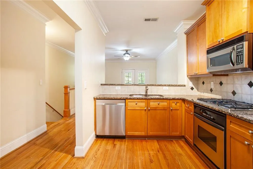 5550 Glenridge Park Unit 1202, Sandy Springs, Georgia 30342, 2 Bedrooms Bedrooms, ,2 BathroomsBathrooms,Residential,Sold,5550 Glenridge Park Unit 1202,7478154 5550 Glenridge Park Unit 1202, Sandy Springs, Georgia 30342, 2 Bedrooms Bedrooms, ,2 BathroomsBathrooms,Residential,Sold,5550 Glenridge Park Unit 1202,7478154