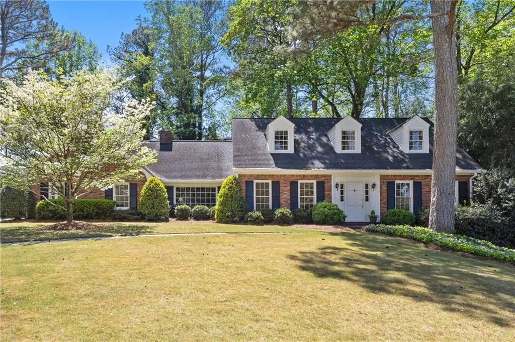 1000 N Harbor Court, Atlanta, Georgia 30328, 4 Bedrooms Bedrooms, ,3 BathroomsBathrooms,Residential,Sold,1000 N Harbor Court,7555423