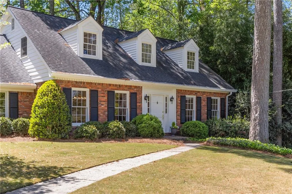 1000 N Harbor Court, Atlanta, Georgia 30328, 4 Bedrooms Bedrooms, ,3 BathroomsBathrooms,Residential,Sold,1000 N Harbor Court,7555423