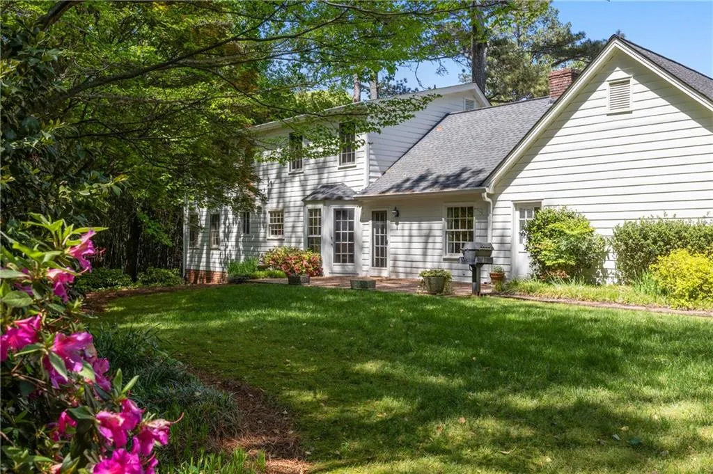 1000 N Harbor Court, Atlanta, Georgia 30328, 4 Bedrooms Bedrooms, ,3 BathroomsBathrooms,Residential,Sold,1000 N Harbor Court,7555423