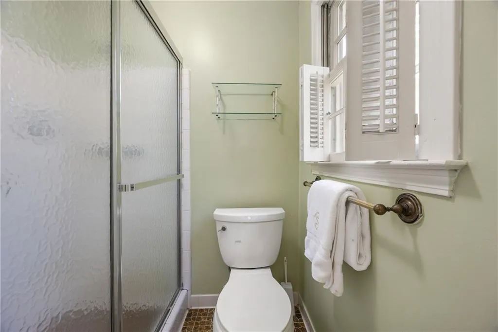 1000 N Harbor Court, Atlanta, Georgia 30328, 4 Bedrooms Bedrooms, ,3 BathroomsBathrooms,Residential,Sold,1000 N Harbor Court,7555423