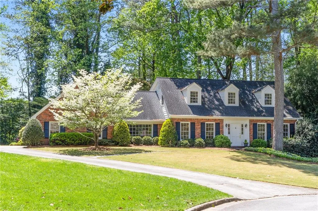 1000 N Harbor Court, Atlanta, Georgia 30328, 4 Bedrooms Bedrooms, ,3 BathroomsBathrooms,Residential,Sold,1000 N Harbor Court,7555423