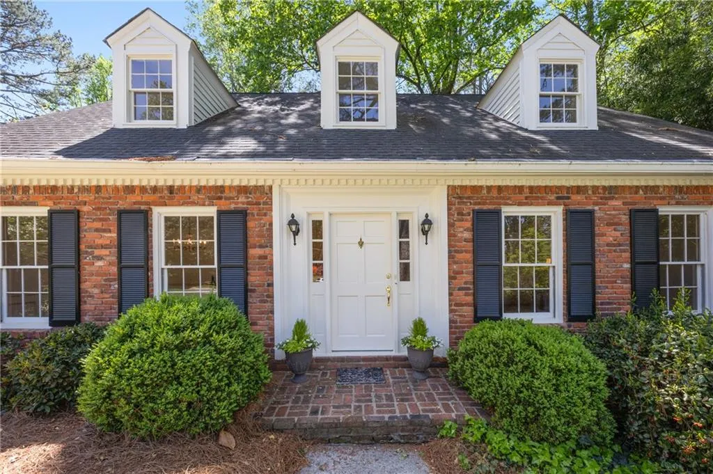 1000 N Harbor Court, Atlanta, Georgia 30328, 4 Bedrooms Bedrooms, ,3 BathroomsBathrooms,Residential,Sold,1000 N Harbor Court,7555423