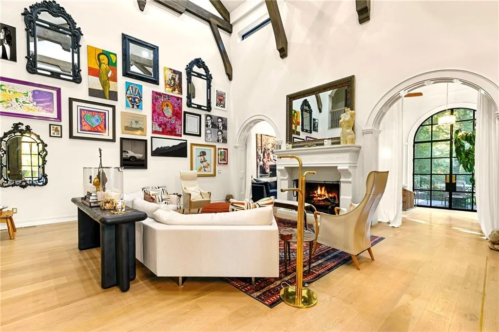 3879 Peachtree Dunwoody Road Ne, Atlanta, Georgia 30342, 5 Bedrooms Bedrooms, ,4 BathroomsBathrooms,Residential,For Sale,3879 Peachtree Dunwoody Road Ne,7673472 3879 Peachtree Dunwoody Road Ne, Atlanta, Georgia 30342, 5 Bedrooms Bedrooms, ,4 BathroomsBathrooms,Residential,For Sale,3879 Peachtree Dunwoody Road Ne,7673472