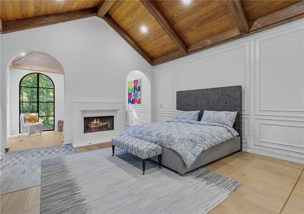 3879 Peachtree Dunwoody Road Ne, Atlanta, Georgia 30342, 5 Bedrooms Bedrooms, ,4 BathroomsBathrooms,Residential,For Sale,3879 Peachtree Dunwoody Road Ne,7673472 3879 Peachtree Dunwoody Road Ne, Atlanta, Georgia 30342, 5 Bedrooms Bedrooms, ,4 BathroomsBathrooms,Residential,For Sale,3879 Peachtree Dunwoody Road Ne,7673472