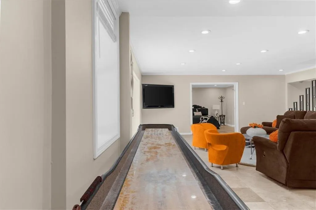 Hallway with recessed lighting