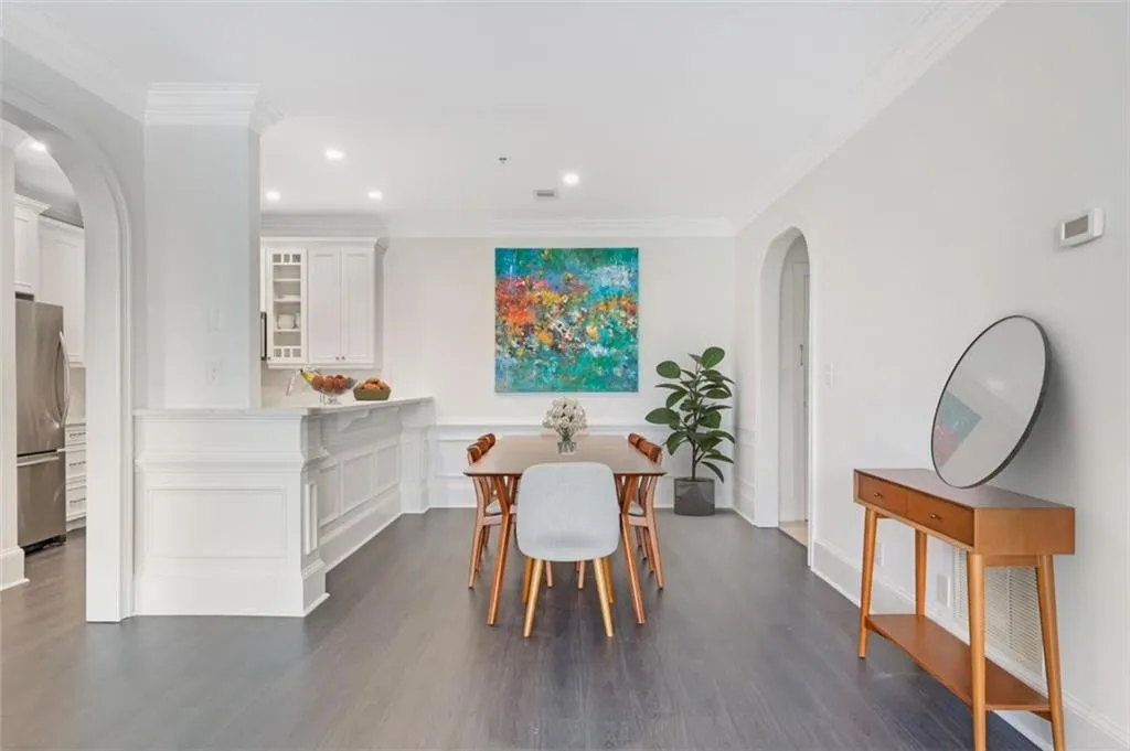2499 Peachtree Road Ne Unit 503, Atlanta, Georgia 30305, 2 Bedrooms Bedrooms, ,2 BathroomsBathrooms,Residential,For Sale,2499 Peachtree Road Ne Unit 503,7631846