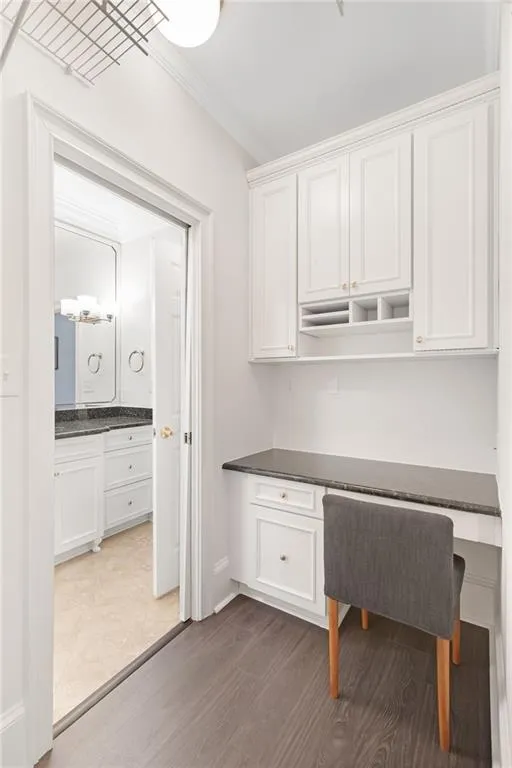 2499 Peachtree Road Ne Unit 503, Atlanta, Georgia 30305, 2 Bedrooms Bedrooms, ,2 BathroomsBathrooms,Residential,For Sale,2499 Peachtree Road Ne Unit 503,7631846