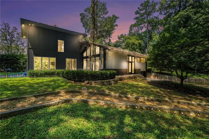 1087 Lee Circle Ne, Atlanta, Georgia 30324