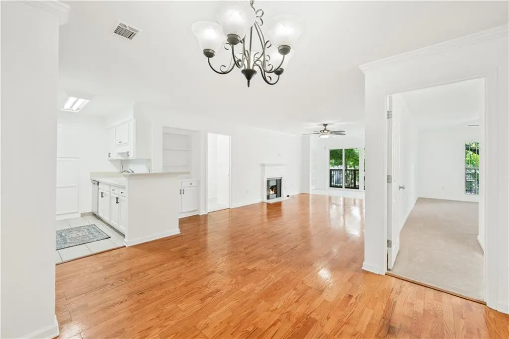 1201 Pine Heights Drive, Atlanta, Georgia 30324, 2 Bedrooms Bedrooms, ,2 BathroomsBathrooms,Residential,For Sale,1201 Pine Heights Drive,7643160