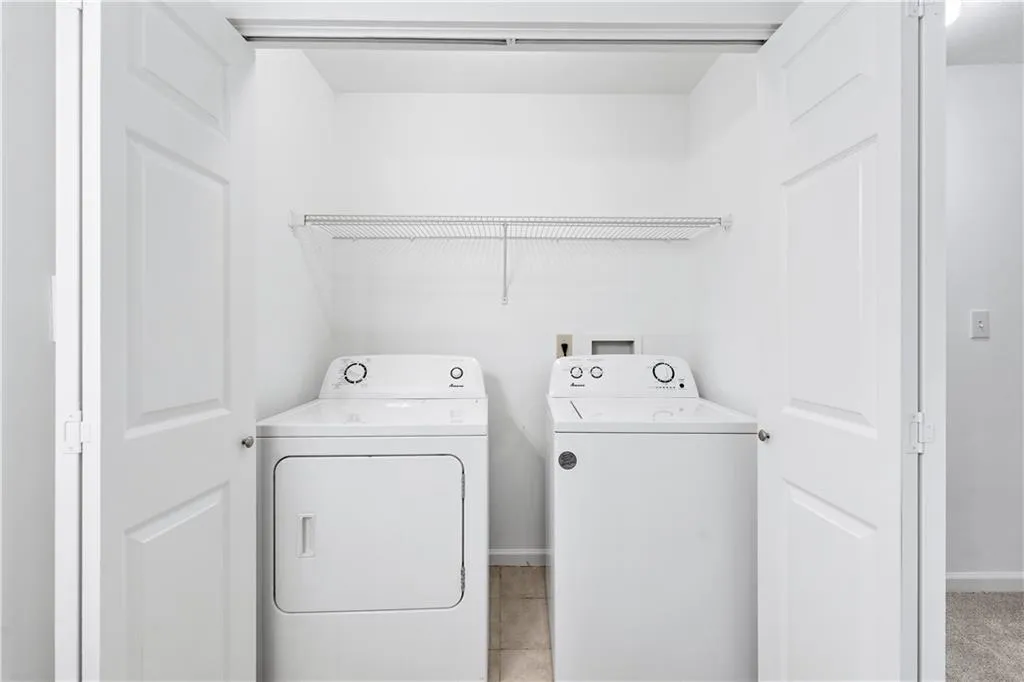 1201 Pine Heights Drive, Atlanta, Georgia 30324, 2 Bedrooms Bedrooms, ,2 BathroomsBathrooms,Residential,For Sale,1201 Pine Heights Drive,7643160