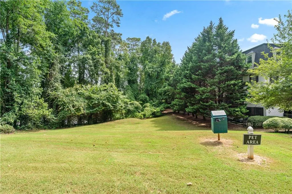 1201 Pine Heights Drive, Atlanta, Georgia 30324, 2 Bedrooms Bedrooms, ,2 BathroomsBathrooms,Residential,For Sale,1201 Pine Heights Drive,7643160