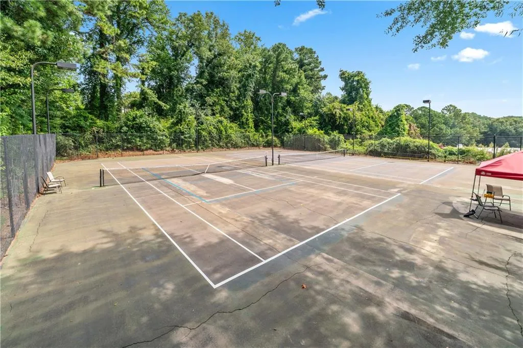 1201 Pine Heights Drive, Atlanta, Georgia 30324, 2 Bedrooms Bedrooms, ,2 BathroomsBathrooms,Residential,For Sale,1201 Pine Heights Drive,7643160