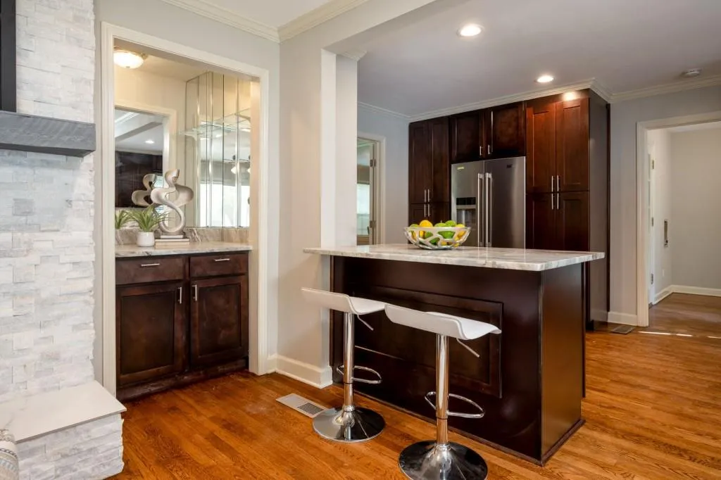 561 Dalrymple Road, Sandy Springs, Georgia 30328, 6 Bedrooms Bedrooms, ,4 BathroomsBathrooms,Residential,Sold,561 Dalrymple Road,6831349