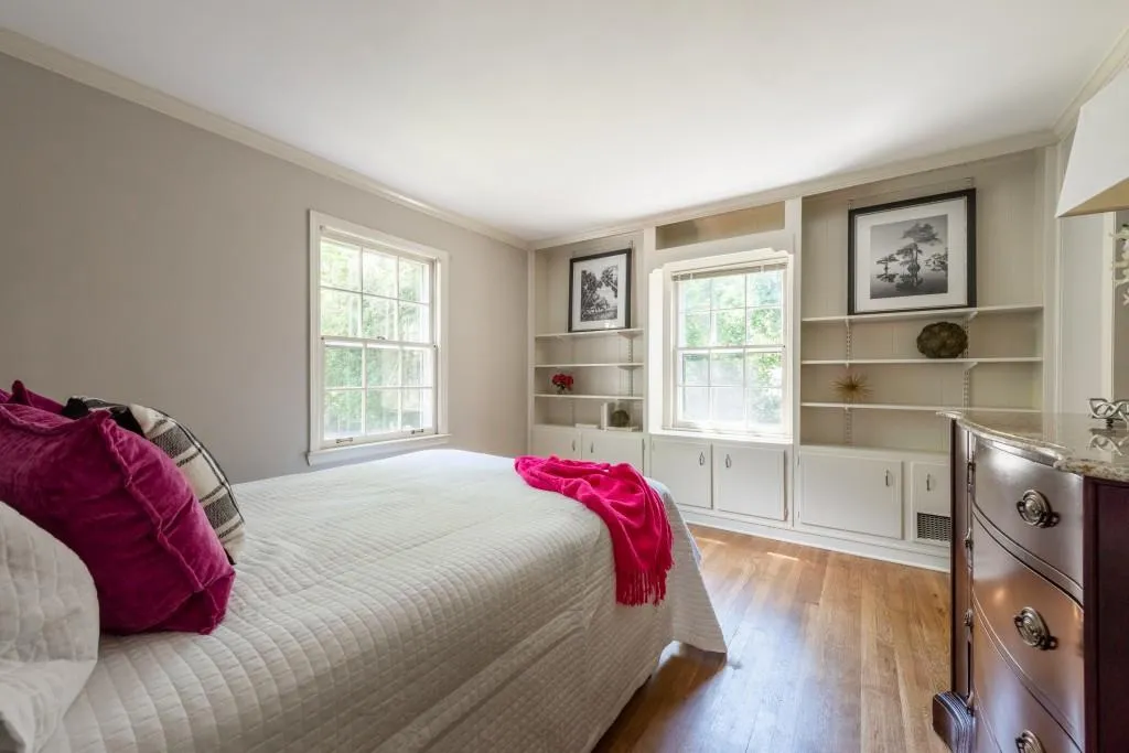 561 Dalrymple Road, Sandy Springs, Georgia 30328, 6 Bedrooms Bedrooms, ,4 BathroomsBathrooms,Residential,Sold,561 Dalrymple Road,6831349