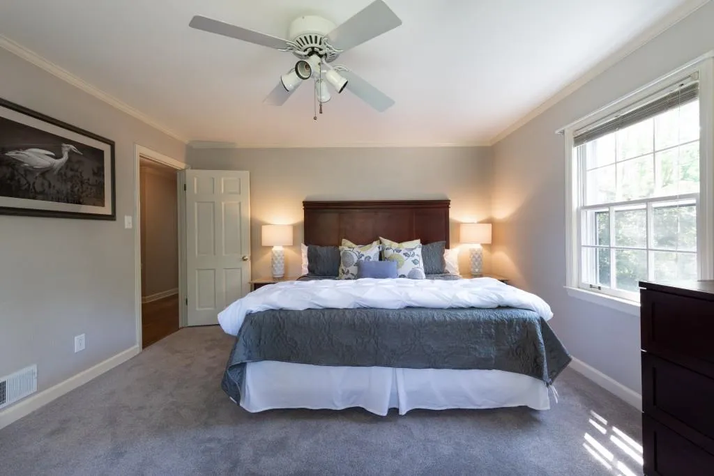 561 Dalrymple Road, Sandy Springs, Georgia 30328, 6 Bedrooms Bedrooms, ,4 BathroomsBathrooms,Residential,Sold,561 Dalrymple Road,6831349