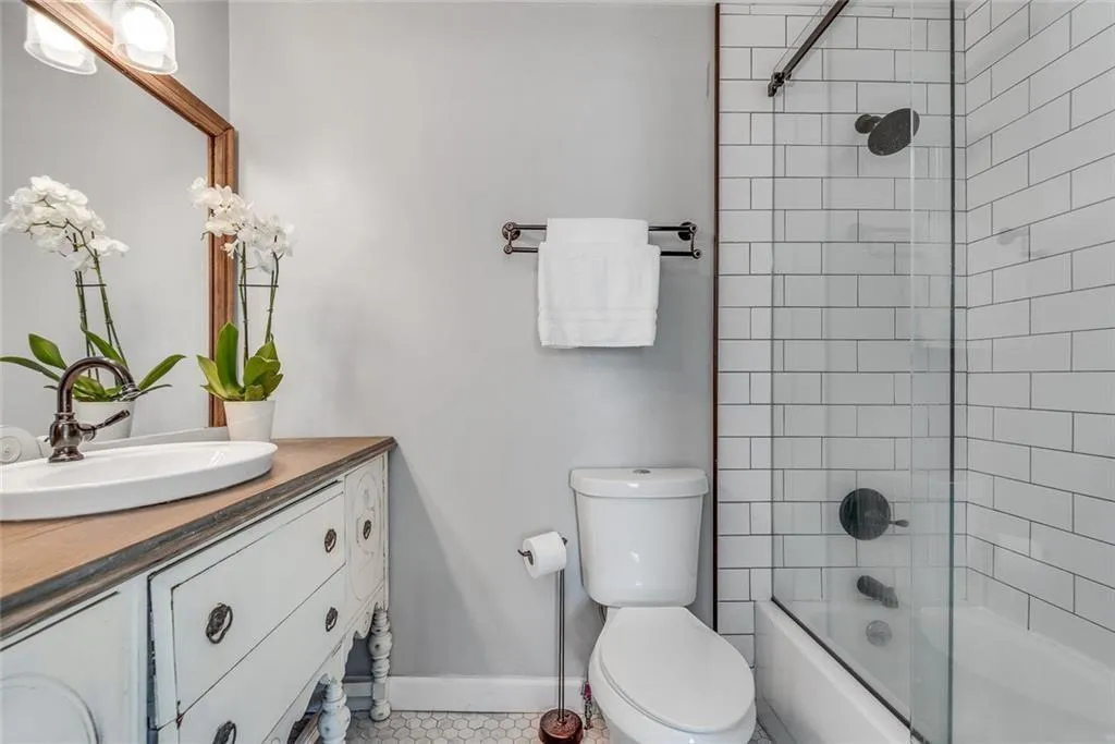 100 Mount Vernon Circle, Atlanta, Georgia 30338, 2 Bedrooms Bedrooms, ,2 BathroomsBathrooms,Residential,For Sale,100 Mount Vernon Circle,7728293