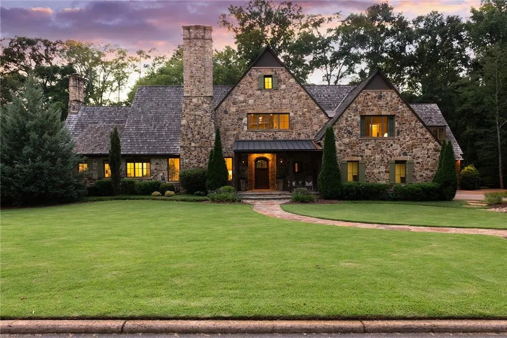 1714 Brandon Hall Drive, Atlanta, Georgia 30350, 4 Bedrooms Bedrooms, ,5 BathroomsBathrooms,Residential,Sold,1714 Brandon Hall Drive,7068576 1714 Brandon Hall Drive, Atlanta, Georgia 30350, 4 Bedrooms Bedrooms, ,5 BathroomsBathrooms,Residential,Sold,1714 Brandon Hall Drive,7068576