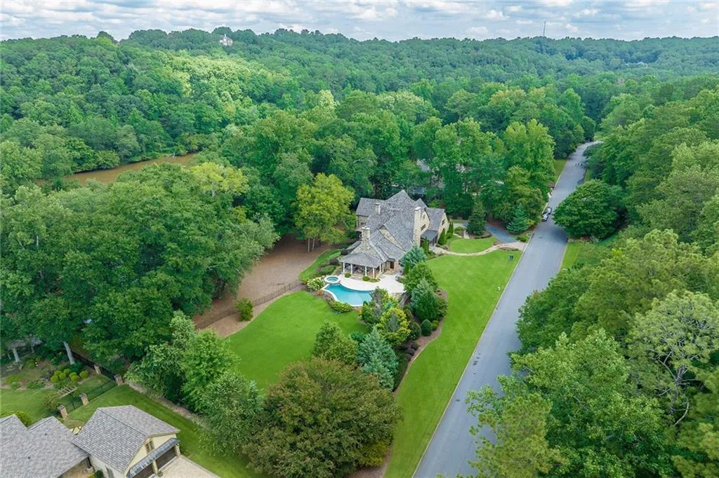 1714 Brandon Hall Drive, Atlanta, Georgia 30350, 4 Bedrooms Bedrooms, ,5 BathroomsBathrooms,Residential,Sold,1714 Brandon Hall Drive,7068576 1714 Brandon Hall Drive, Atlanta, Georgia 30350, 4 Bedrooms Bedrooms, ,5 BathroomsBathrooms,Residential,Sold,1714 Brandon Hall Drive,7068576