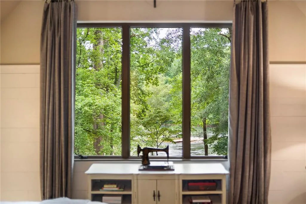 1714 Brandon Hall Drive, Atlanta, Georgia 30350, 4 Bedrooms Bedrooms, ,5 BathroomsBathrooms,Residential,Sold,1714 Brandon Hall Drive,7068576 1714 Brandon Hall Drive, Atlanta, Georgia 30350, 4 Bedrooms Bedrooms, ,5 BathroomsBathrooms,Residential,Sold,1714 Brandon Hall Drive,7068576