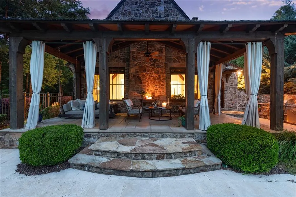 1714 Brandon Hall Drive, Atlanta, Georgia 30350, 4 Bedrooms Bedrooms, ,5 BathroomsBathrooms,Residential,Sold,1714 Brandon Hall Drive,7068576 1714 Brandon Hall Drive, Atlanta, Georgia 30350, 4 Bedrooms Bedrooms, ,5 BathroomsBathrooms,Residential,Sold,1714 Brandon Hall Drive,7068576