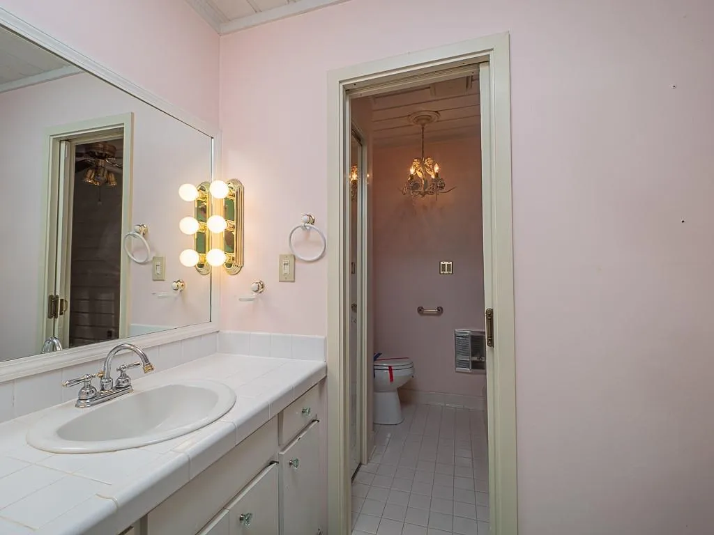 7470 Princeton Trace, Atlanta, Georgia 30328, 5 Bedrooms Bedrooms, ,3 BathroomsBathrooms,Residential,For Sale,7470 Princeton Trace,7617444