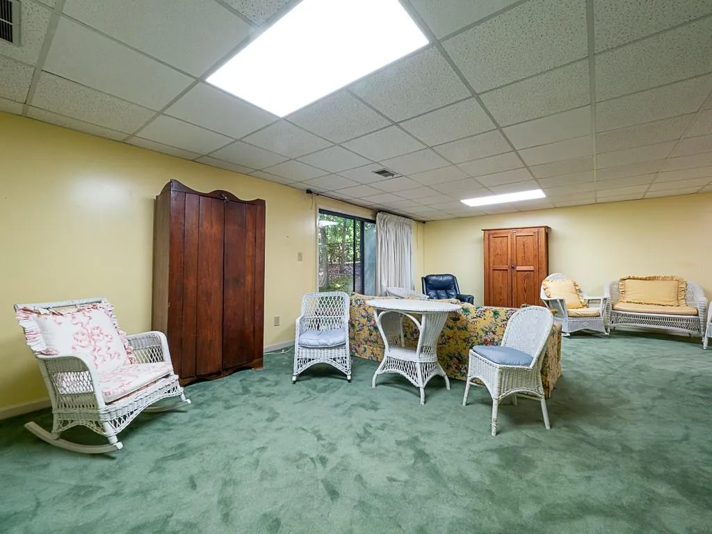 OR OFFICE IN FIN BSMT