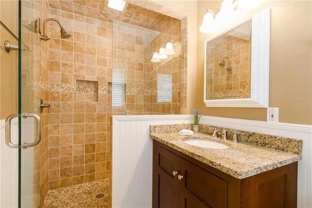 5985 Greenbrier Road, Atlanta, Georgia 30328, 3 Bedrooms Bedrooms, ,2 BathroomsBathrooms,Residential,Sold,5985 Greenbrier Road,5744939