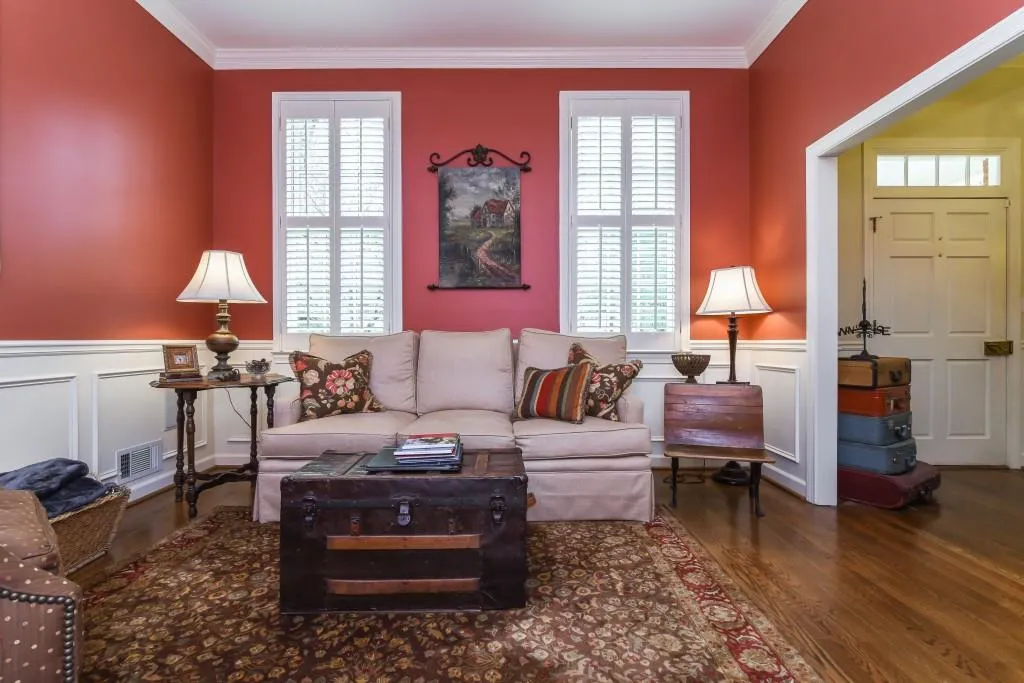 130 Old College Way, Sandy Springs, Georgia 30328, 5 Bedrooms Bedrooms, ,3 BathroomsBathrooms,Residential,Sold,130 Old College Way,5811085