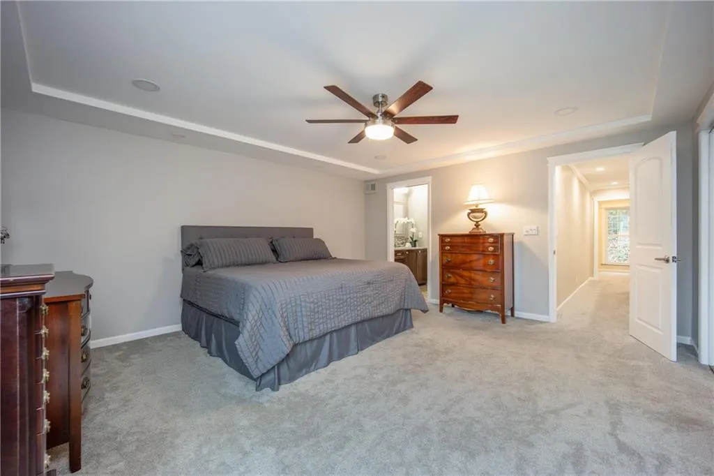 5430 Chemin De Vie, Sandy Springs, Georgia 30342, 2 Bedrooms Bedrooms, ,2 BathroomsBathrooms,Residential,Sold,5430 Chemin De Vie,6836145