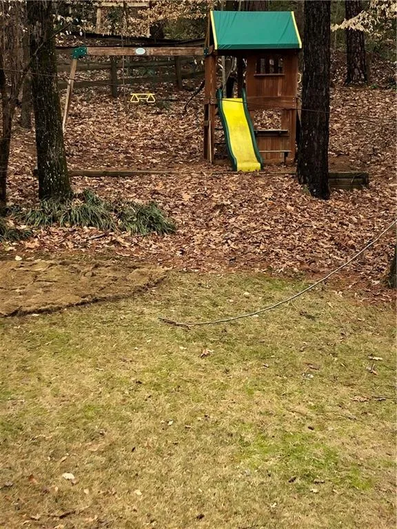 6020 Blackwater Trail Nw, Sandy Springs, Georgia 30328, 5 Bedrooms Bedrooms, ,4 BathroomsBathrooms,Residential,Sold,6020 Blackwater Trail Nw,6689819