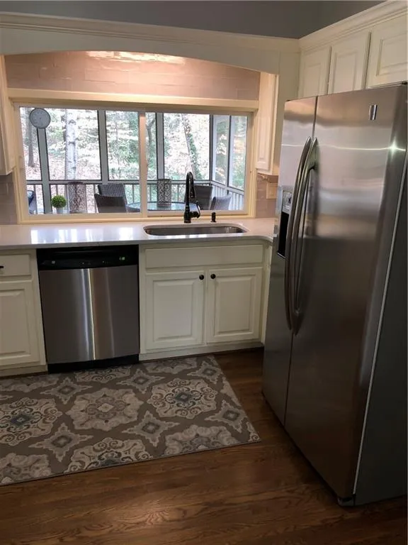 6020 Blackwater Trail Nw, Sandy Springs, Georgia 30328, 5 Bedrooms Bedrooms, ,4 BathroomsBathrooms,Residential,Sold,6020 Blackwater Trail Nw,6689819