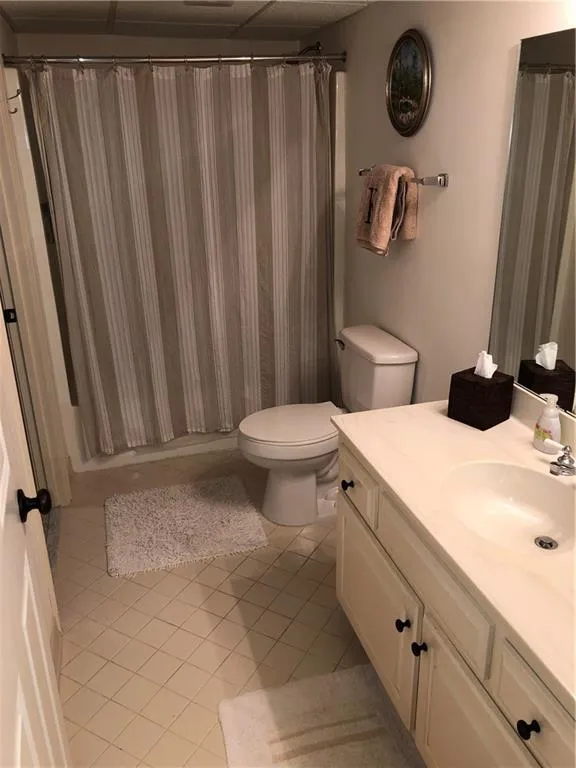 6020 Blackwater Trail Nw, Sandy Springs, Georgia 30328, 5 Bedrooms Bedrooms, ,4 BathroomsBathrooms,Residential,Sold,6020 Blackwater Trail Nw,6689819