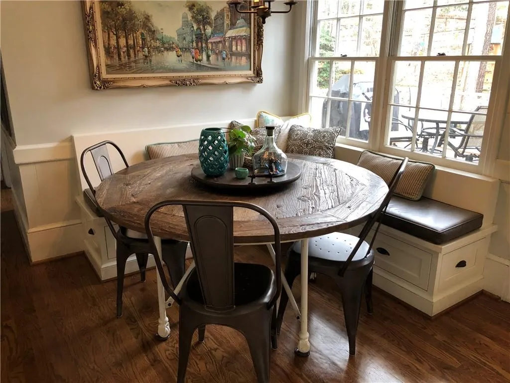 6020 Blackwater Trail Nw, Sandy Springs, Georgia 30328, 5 Bedrooms Bedrooms, ,4 BathroomsBathrooms,Residential,Sold,6020 Blackwater Trail Nw,6689819